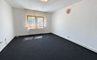 Apartament 4 camere NEMOBILAT, la PARTER, pretabil birouri - Poză 1