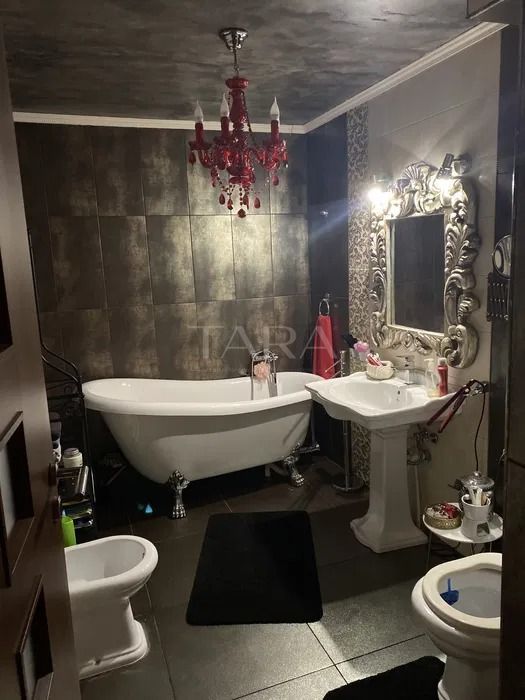 Apartament cu 2 camere de vânzare, in Floresti - Poză 7