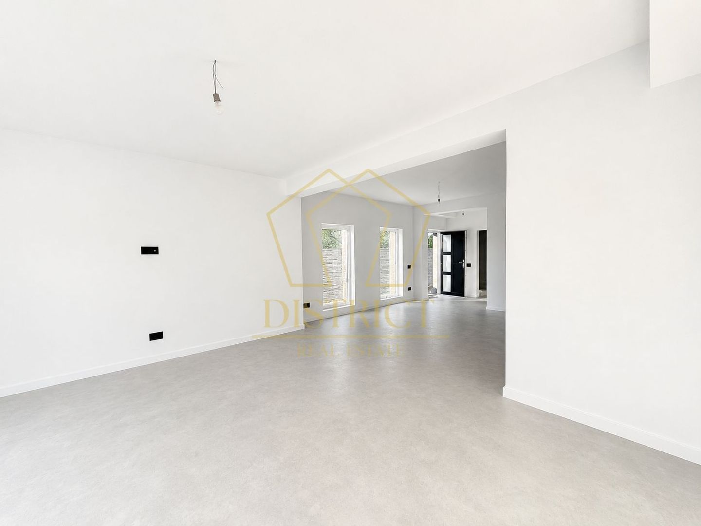 Duplex premium despartit prin camera tehnica | Giroc - Poză 2