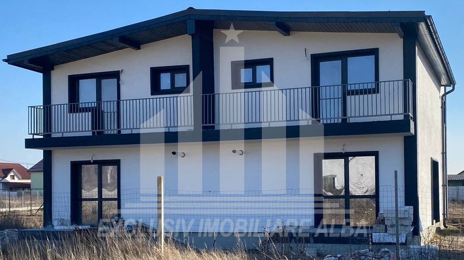 Casa tip duplex de vanzare, Orizont - Poză 1