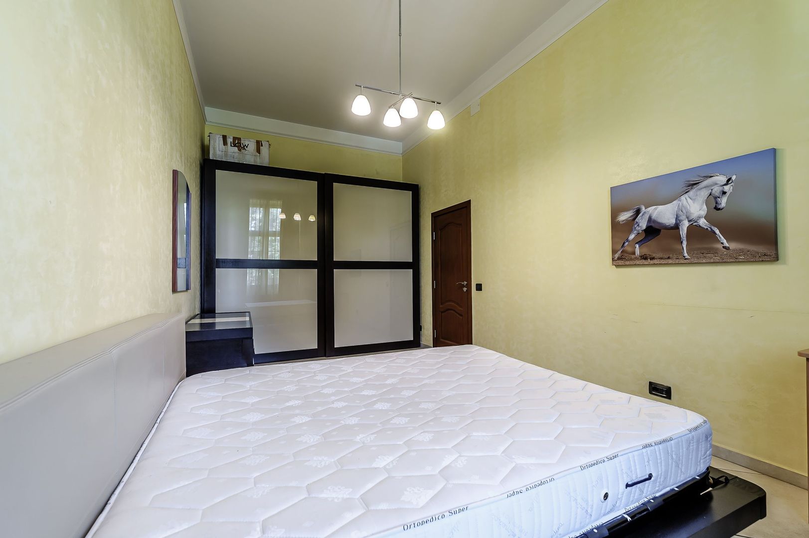 Apartament de vis, b-dul Revolutiei nr 83, Etajul 1. - Poză 7