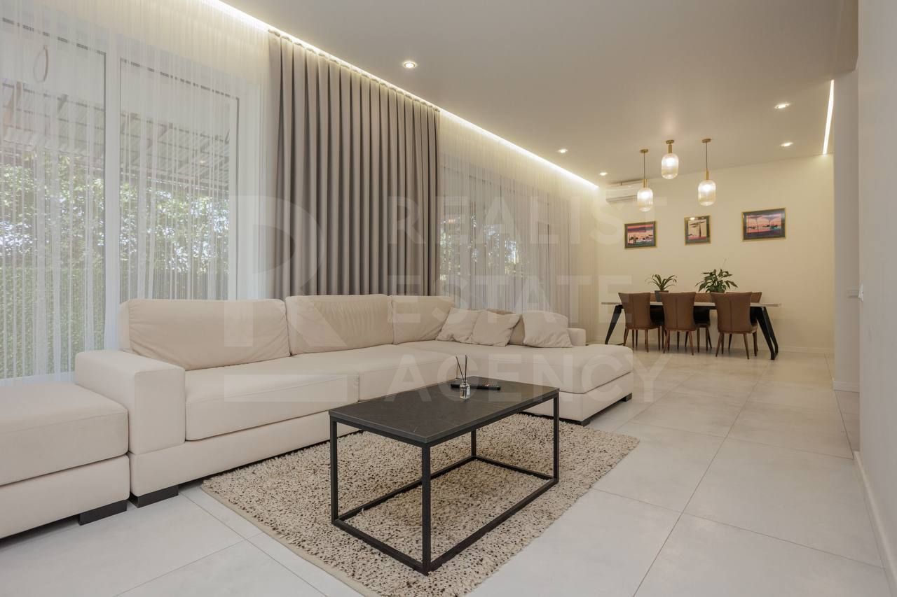 Vânzare, casă modernă 2 nivele, 200 mp + 5 ari șos. Hîncești, Centru - Poză 7