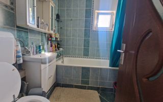 Apartament cu 3 camere in Tudor - Poză 12