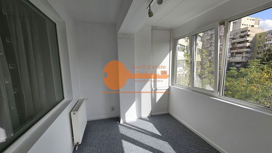 2 camere bloc reabilitat Mega Mall - Poză 14