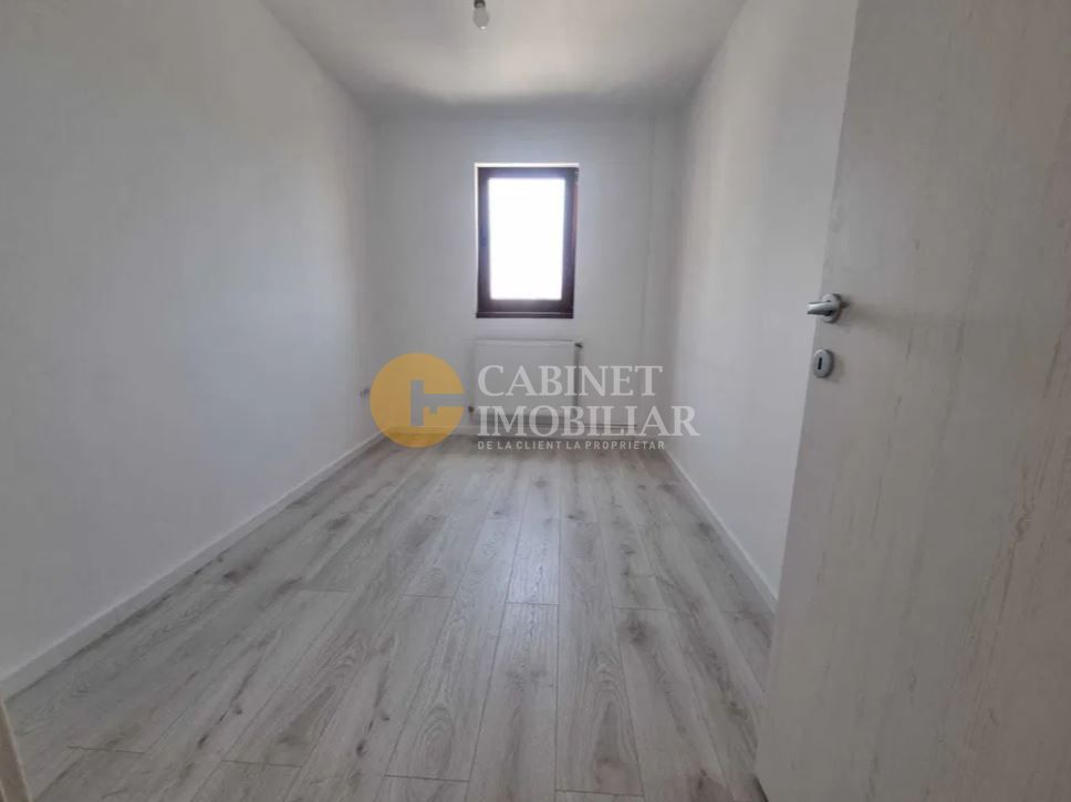 Apartament cu 3 camere decomandat - renovat complet - Pacurari - Poză 4