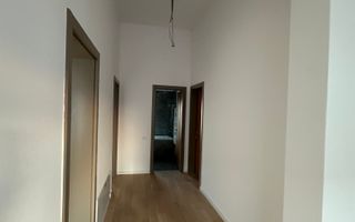 Casa cu 4 camere - Dumbravita - Poză 24