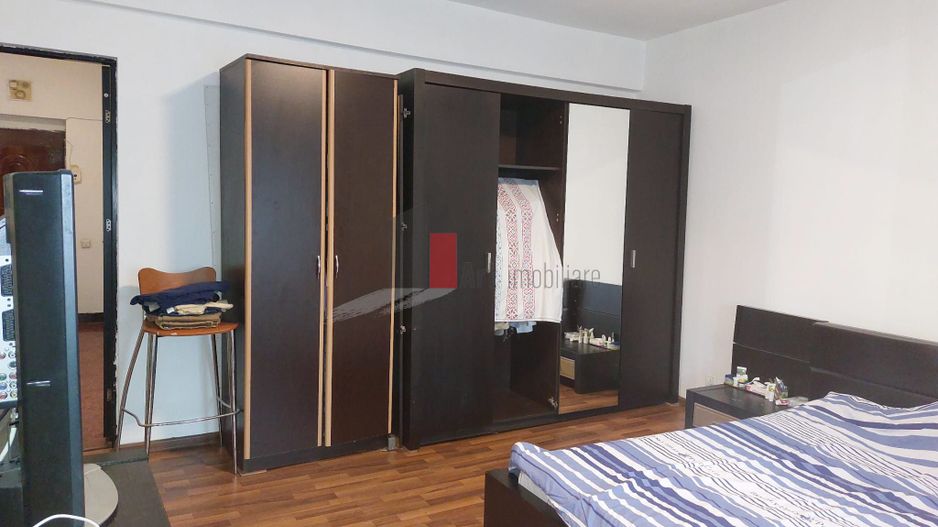 Apartamentul "SUPERMETO", pozitie foarte buna, amenajat - Poză 4