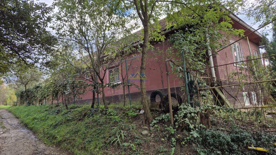 Vand casa 4 camere Buituri(Latureni), st-656 mp, accept schimb cu ap.! - Poză 2