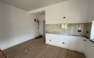 Finisat la cheie. Langa padure. Toate utilitatile - Poză 12