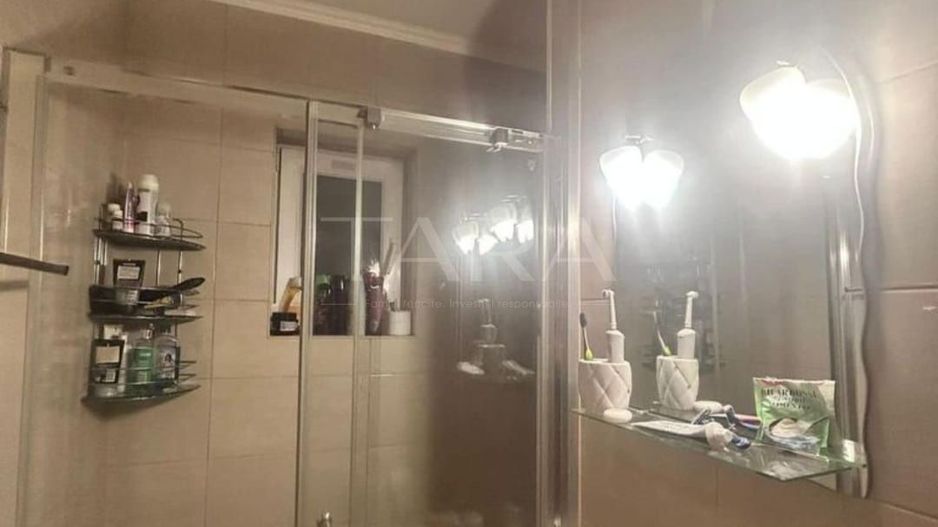 Apartament cu 2 camere decomandate, 50 mp, balcon. - Poză 6