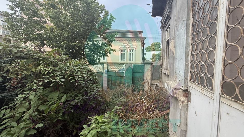 Casa cu teren total 248 mp pe Matei Voievod - Poză 4