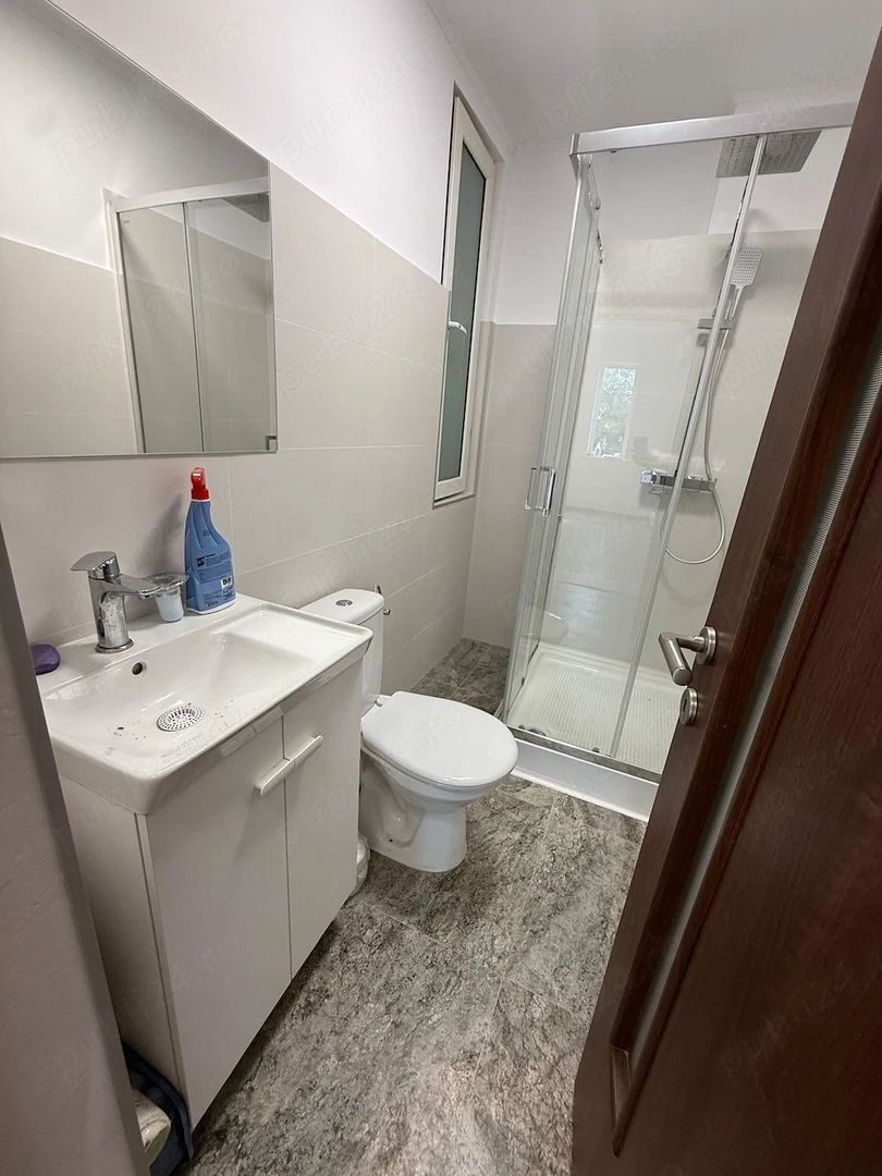 🏢 De Inchiriat: Ap. 3 Camere, Ideal și pentru Birou, Metrou EROII REVOLUTIEI - Poză 7