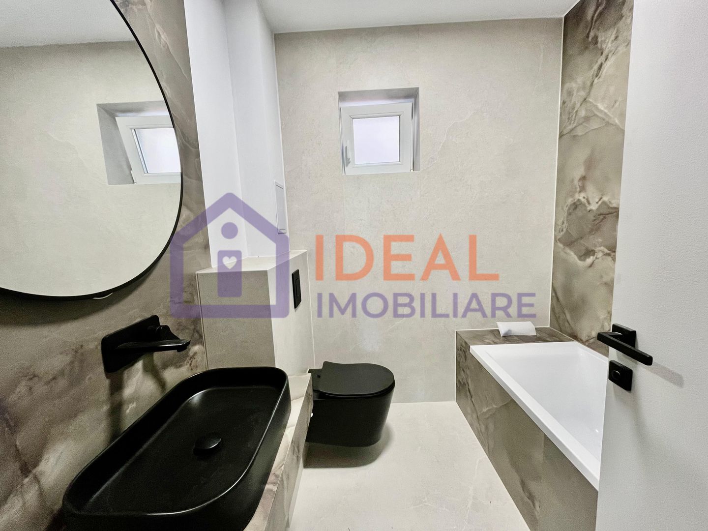 Penthouse cu 3 camere LA CHEIE, cu terase de 200mpu, zona Calea Surii Mici - Poză 14