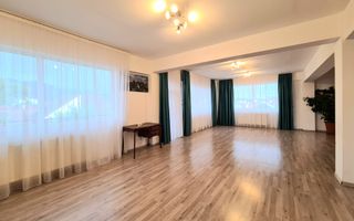 Casa de închiriat in Brașov - 400 mp - Poză 2