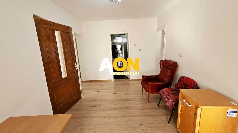 Casa 10 camere, 878 mp teren, toate utilitatile, Barabant - Poză 11