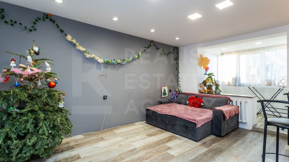 Vânzare, apartament, 3 camere str. Igor Vieru, Ciocana - Poză 3