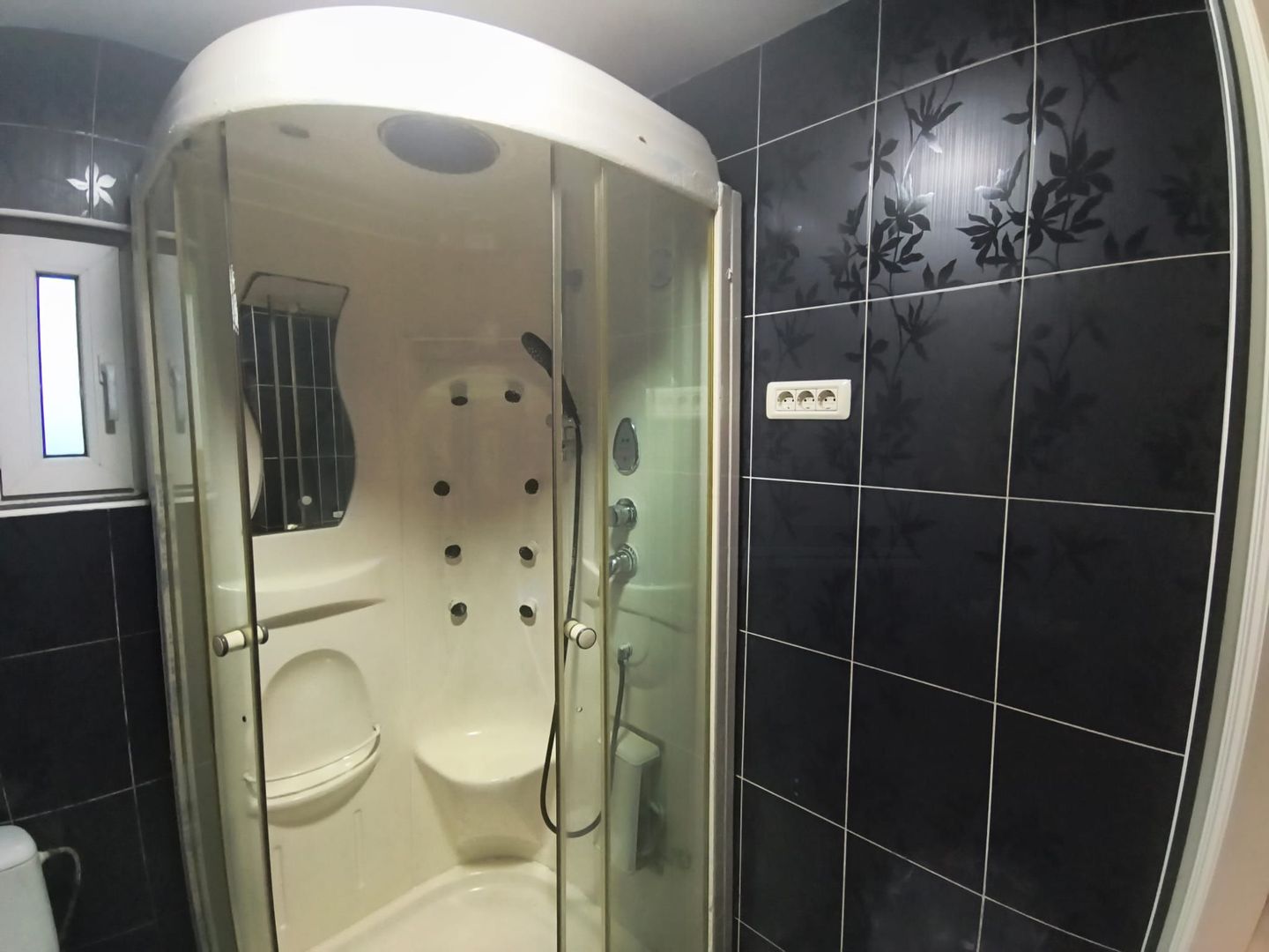 Apartament 2 camere de închiriat | Siret | 51 mp | Decomandat | Etaj 4 - Poză 3