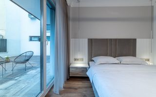 Oportunitate de investitie! Apartament cu 3 camere,zona centrala! 1100 euro chirie! - Poză 5