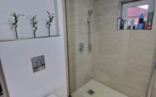 Apartament de vanzare, cu 4 camere,  82.4 mp. -Calea Cisnadiei (Ciresica) - Poză 23