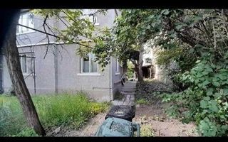 Casă de vânzare cu teren de 840mp - Poză 1