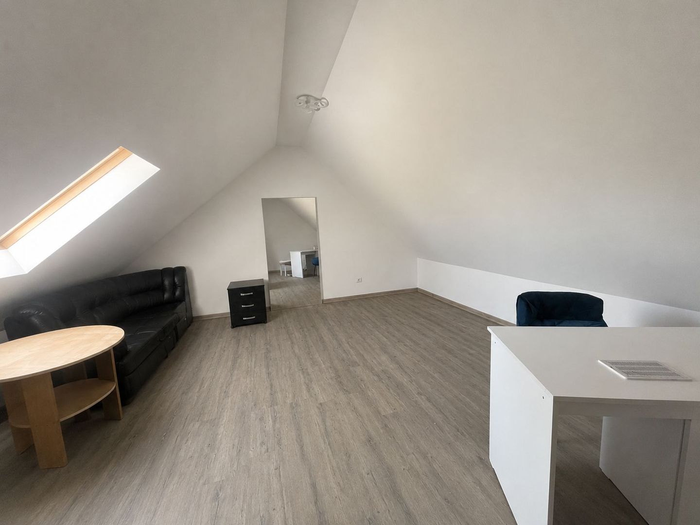 SPAȚIU COMERCIAL | COMPLET UTILAT PENTRU FRIZERIE| HORODNIC DE JOS - Poză 6