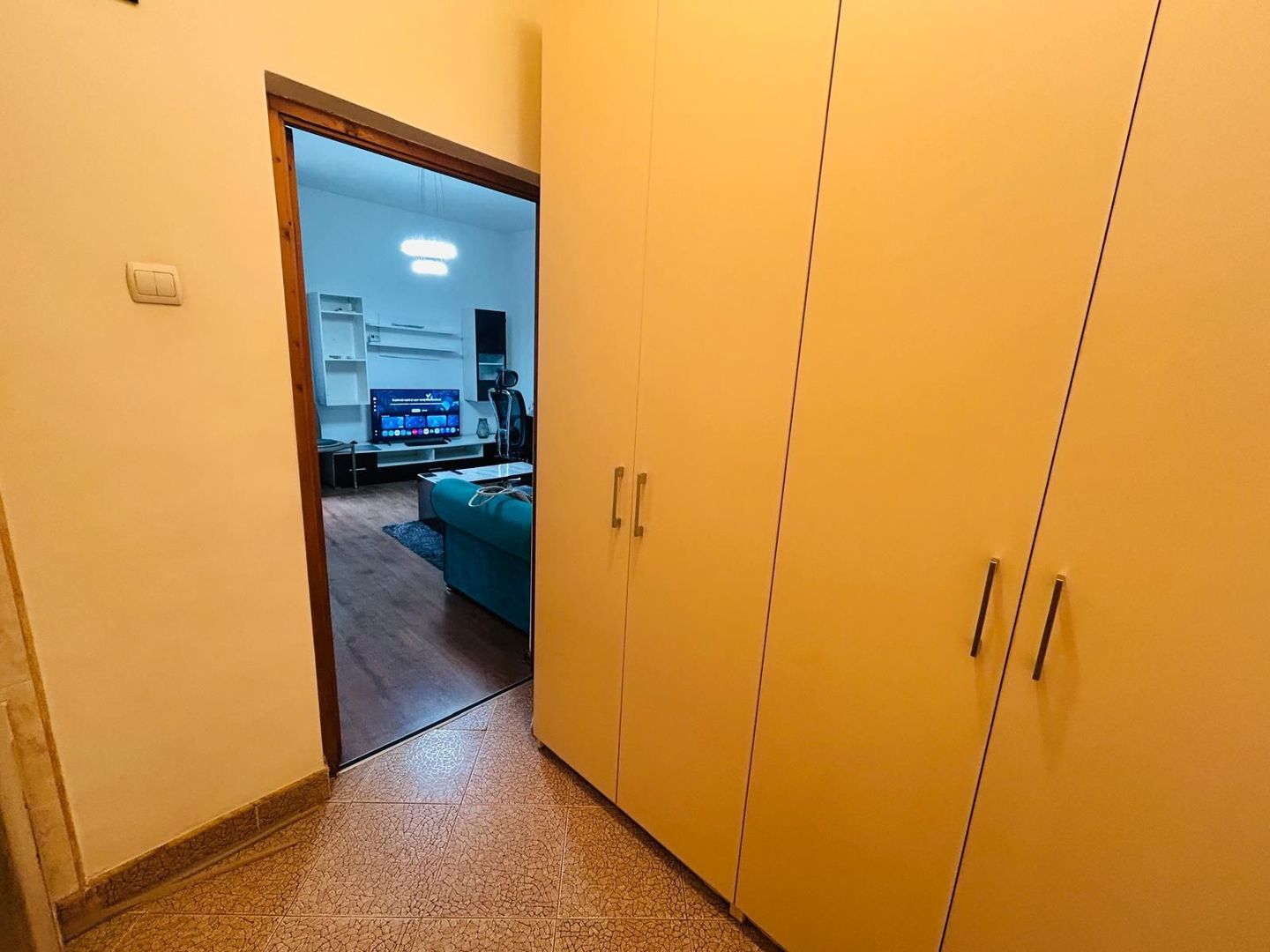 Garsonieră de vânzare | Piața Victoriei | Str. Munții Tatra - Poză 7