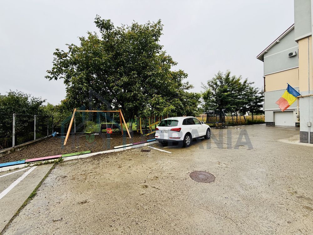 Apartament 138 mp de vânzare sau schimb în Pașcani - Poză 7
