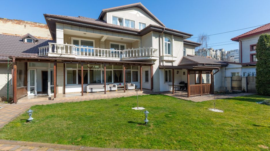 Proprietate exclusivistă ultracentrală -eleganță, spațiu și rafinament - Poză 1