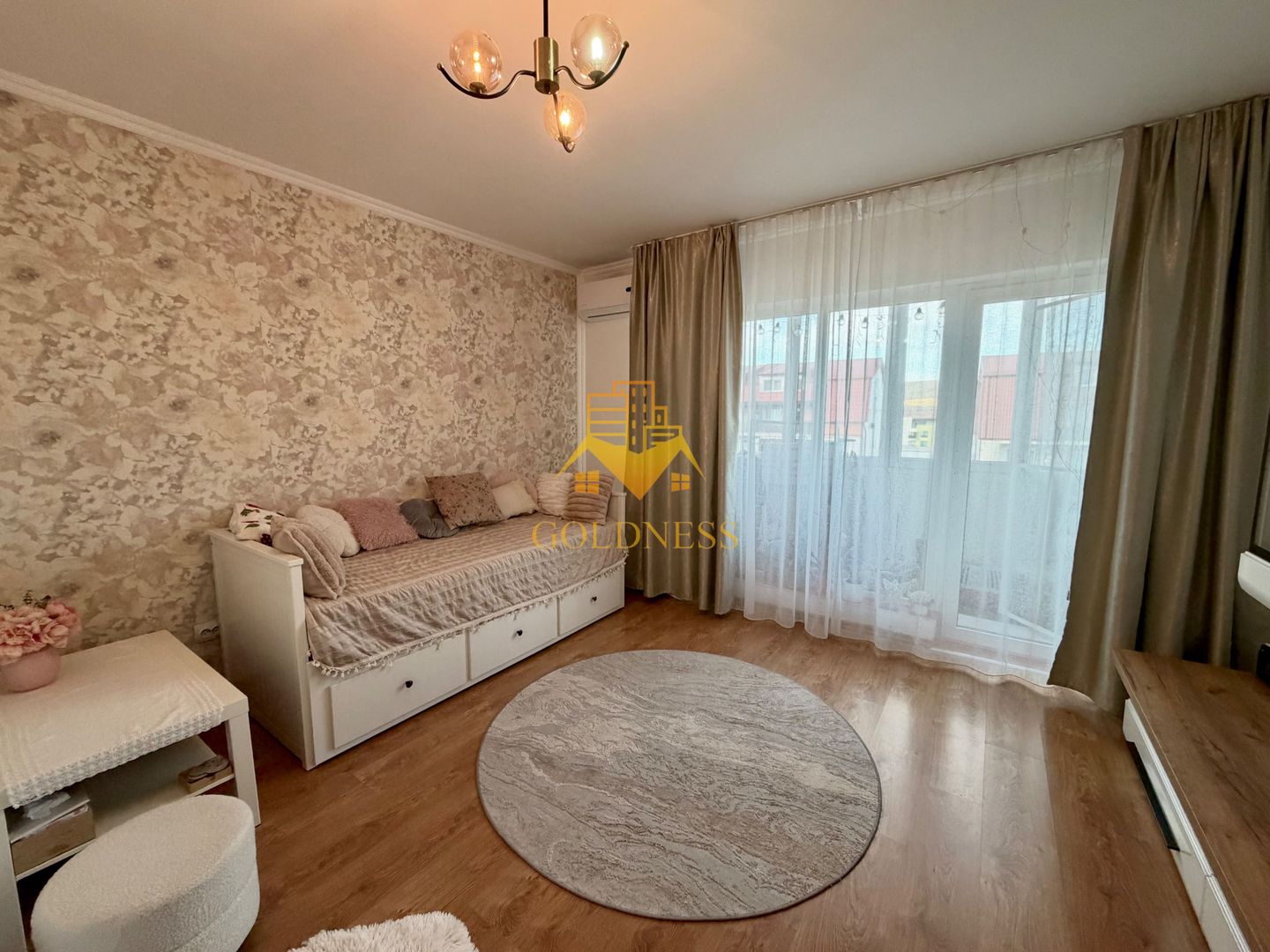 2 camere decomandate, Zona Eroilor, Regina Maria, Penny, Floresti - Poză 1