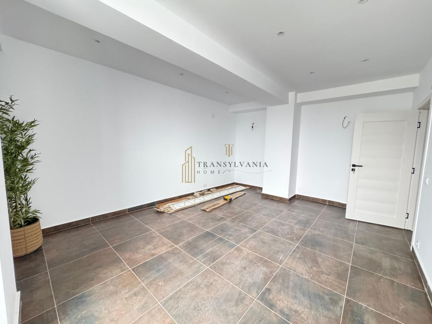 Apartament 2 camere, decomandat, 56 mp utili Zona Mihai Viteazu - Poză 5