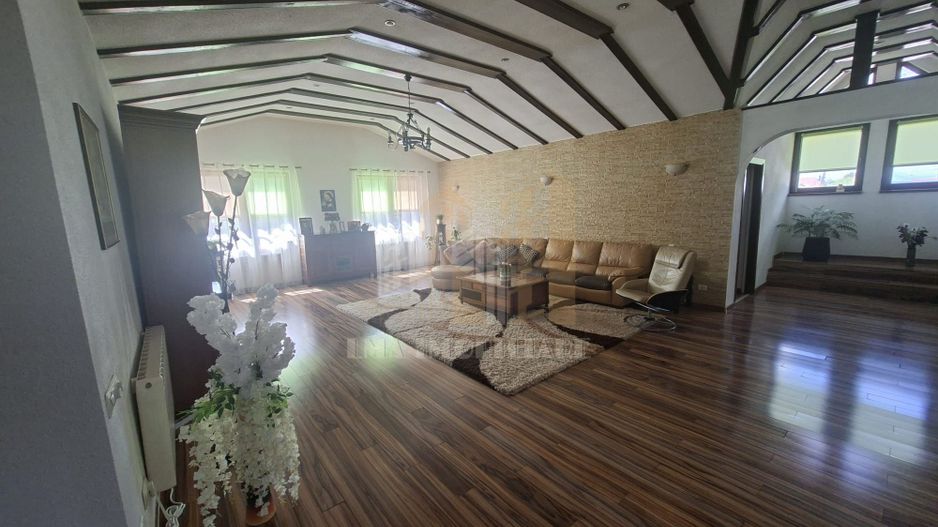 Casa individuala 2 unitati - Poză 38