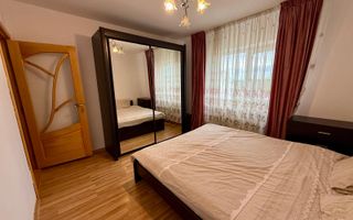 De vanzare apartament 2 camere decomandat - Poză 5