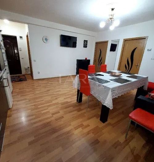 Apartament cu 3 camere in Floresti. - Poză 1
