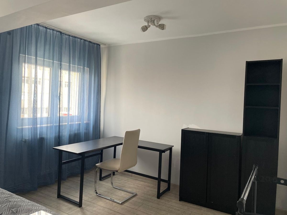Apartament 3 camere, mobilat si utilat, centrala proprie, zona Sebastian - Poză 4