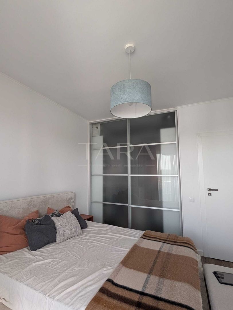 Apartament 2 camere, etaj 1, lift, balcon 13 mp. - Poză 8