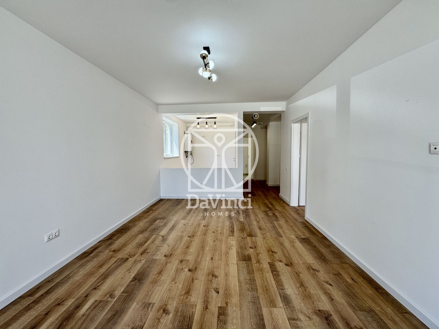 Apartament 3 camere - 2 bai, intabulat (81O-Ra-ap.1) - Poză 1