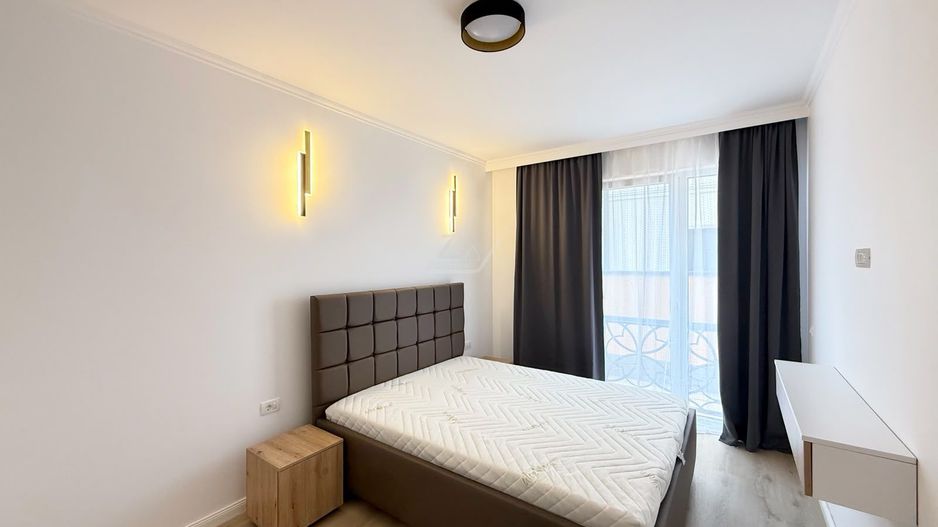 Comision 0! Mobilat si utilat complet. Bloc tip vila cu 6 apartamente si piscina - Poză 10