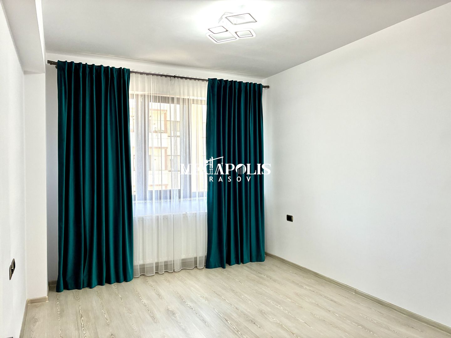 3 Camere / Decomandat / Isaran / Parcare / Credit - Poză 23