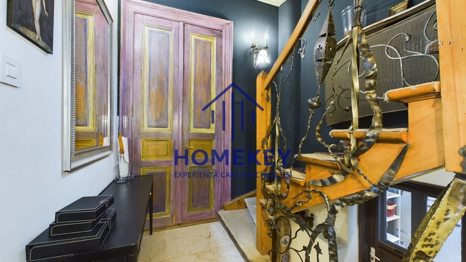 Casa/Vila de Inchiriat cu Terasa- centru - Poză 8
