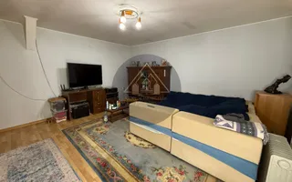 Casa de 4 camere, zona Mosnei - Poză 12