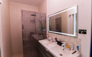 VILĂ MODERNĂ DE LUX CU PISCINĂ, FOTOVOLTAICE ȘI FOIȘOR – BREAZA - Poză 81