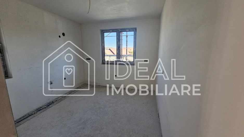 Casa Tip Duplex cu 5 camere si gradina generoasa, in Sura Mica - Poză 10