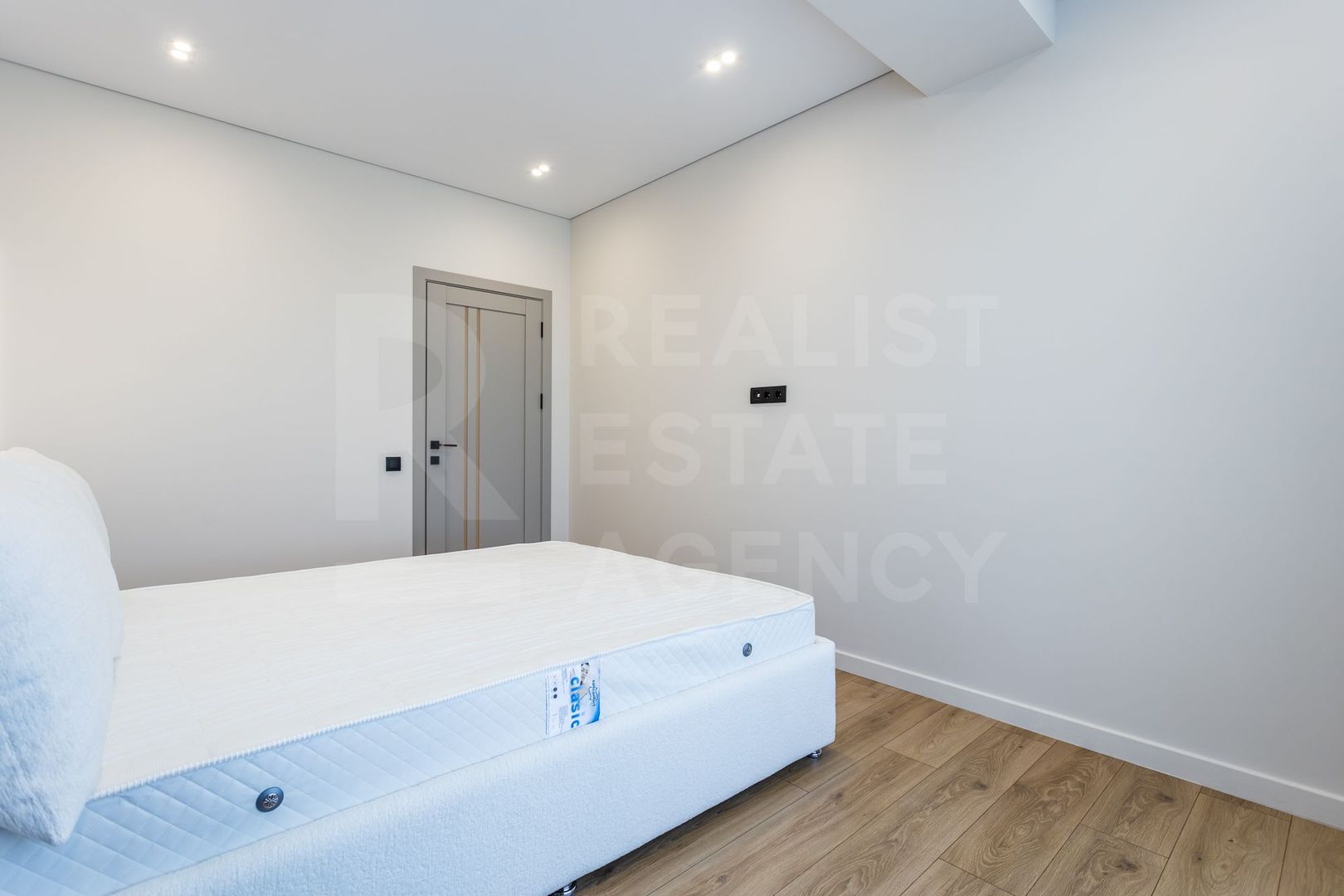 Vânzare, apartament, 3 camere, strada Jubiliară, Botanica - Poză 8