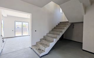 Casă nouă, 5 camere, terasă 22 mp, teren 340 mp – Șura Mare - Poză 8