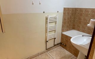 Bucovina | 1 cameră | Decomandat | Etaj 3 | Centrala Proprie. - Poză 9