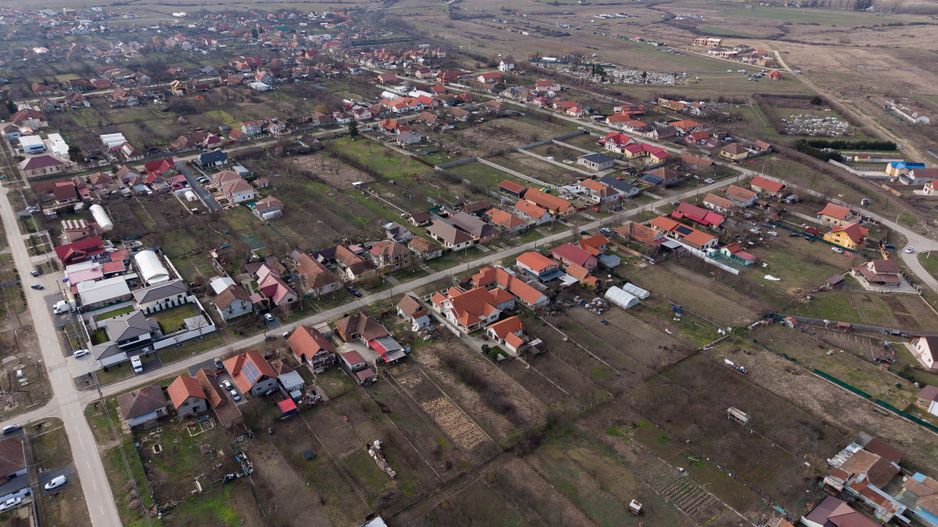 Teren intravilan de 1439 mp in Urseni Jud Timis - Poză 9