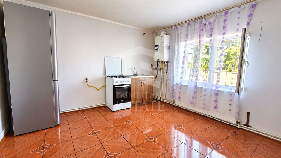 Casa de vanzare | Zona linistita | 3 camere - Poză 10