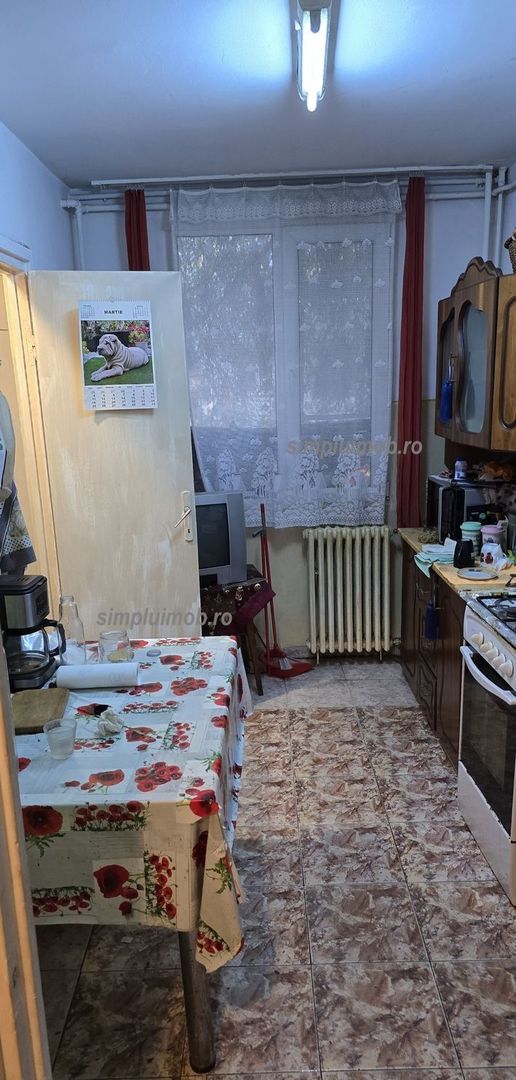 3 Camere Spatios Parcare Resita Huedin - Poză 10
