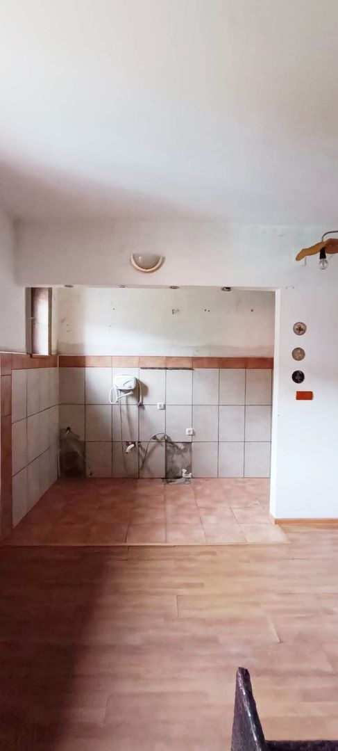 Apartament cu 4 camere si gradina in centrul orasului Brasov - Poză 17