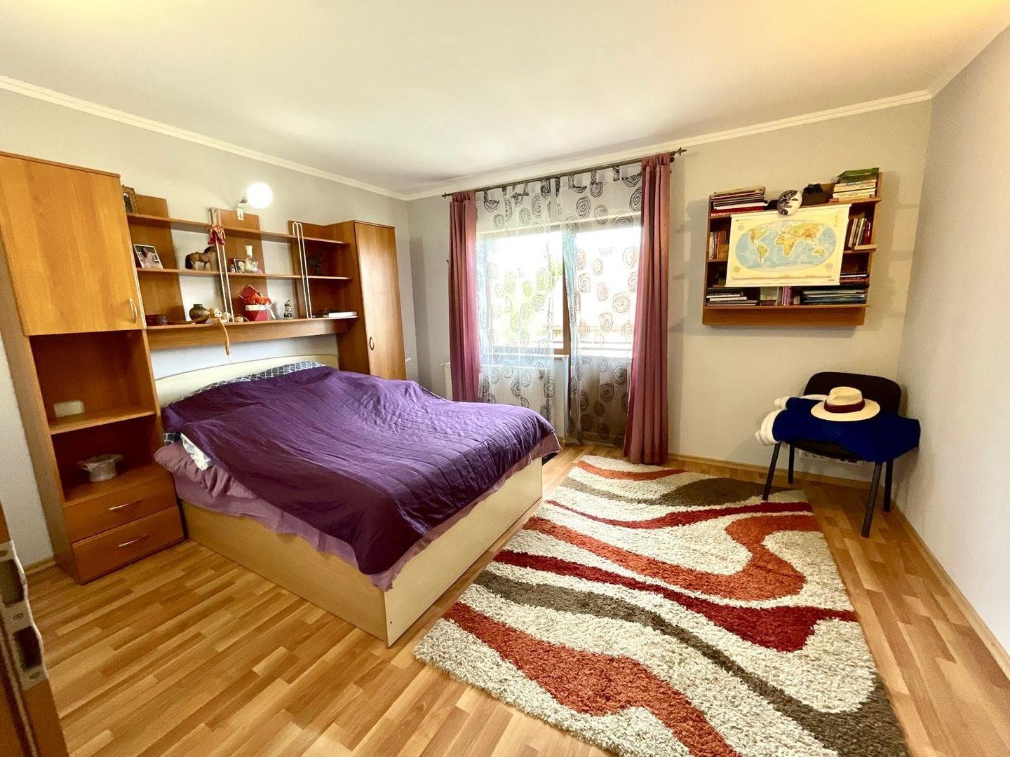 Casă spațioasă, confort ridicat, garaj și teren generos, zona Aradului - Poză 9